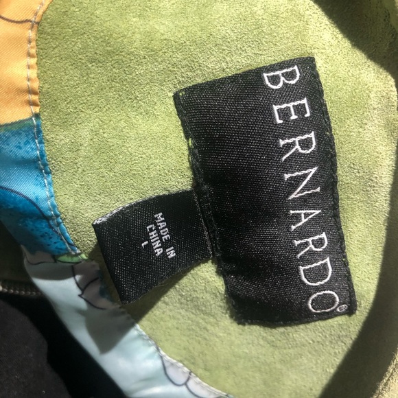 ⭐️ Host Pick ⭐️ light green suede jacket size: large - Picture 5 of 8